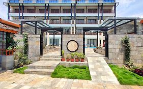 Lake View Resort